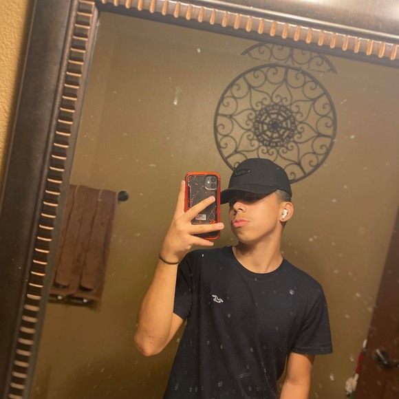 gilbert_lara